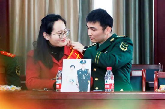图为活动现场。武警绍兴支队供图