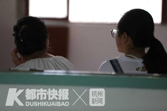 王琦和妈妈 摄影 丨 徐美儿