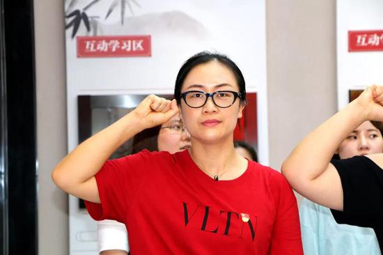 最美教师黄燕虹:了解儿童呵护儿童