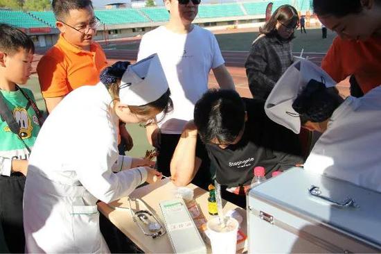 掌趣董事长_掌趣集团内部员工(2)