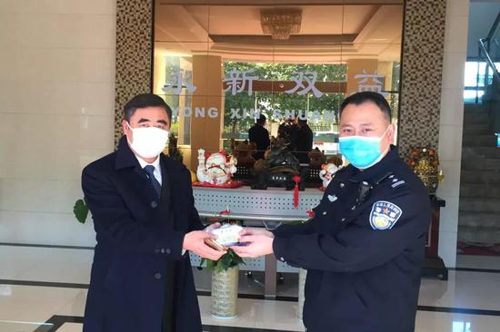 上虞人口名单_上虞老赖榜名单照片