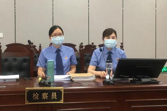 承办检察官出庭支持抗诉