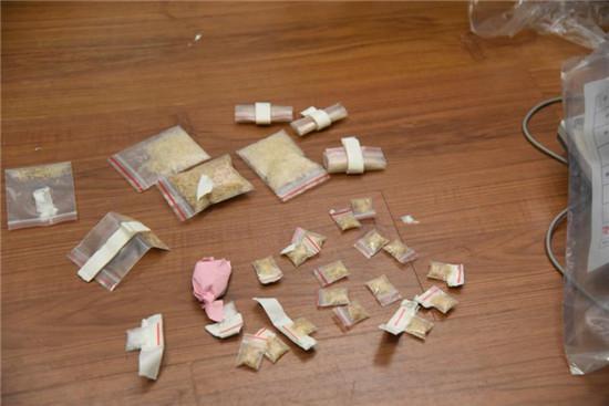 重拳出击、“破冰”万钧