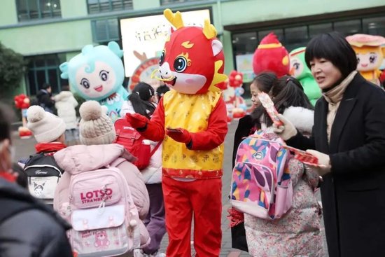 “仪式感”拉满！嘉兴各校“花式”迎开学！