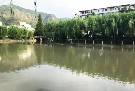 高温烈日下 他们仍坚守在黄岩各处河道岗位上