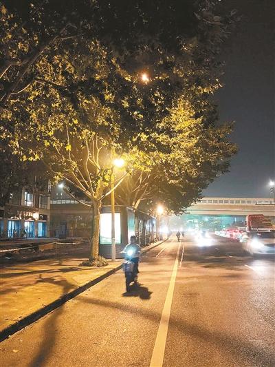 丰庆路增亮前后