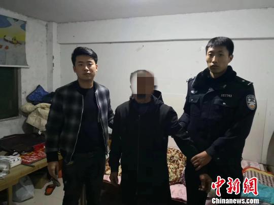 马某被迅速抓获 奚金燕 摄