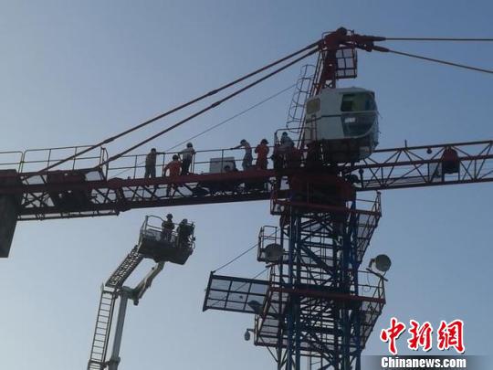 图为救援现场。诸暨市卫健局供图