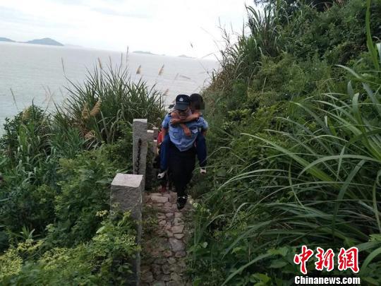 图为:救援现场。玉环公安供图