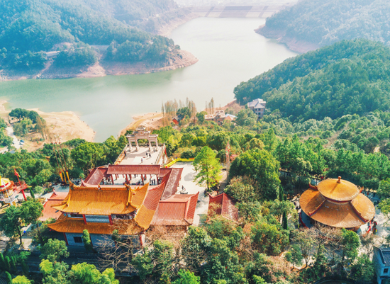宜宾飞云山游玩攻略,宜宾市飞云路属于哪个区