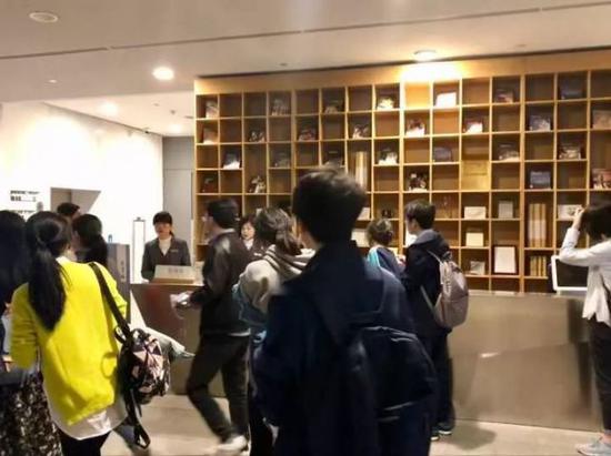 高晓松在杭州开晓书馆 下周二前预约已经约满