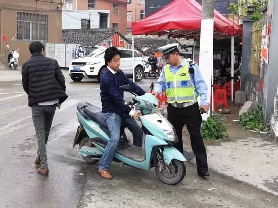 电动车怎么改可以不违法 A_XN-fysuuyc2105760.jpg