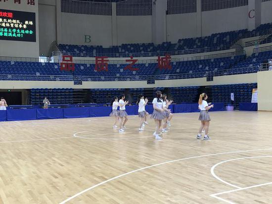 省大学生乒乓球比赛在上虞举行