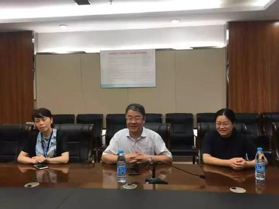 北京至温州飞机起飞半小时后突返航 214名乘客