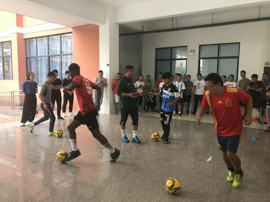 中国足协E级教练培训班在东阳开班