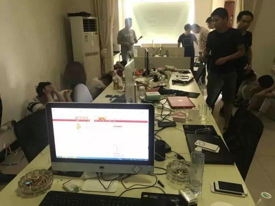 路桥公安远赴长沙抓获一伙利用网络赌博人员