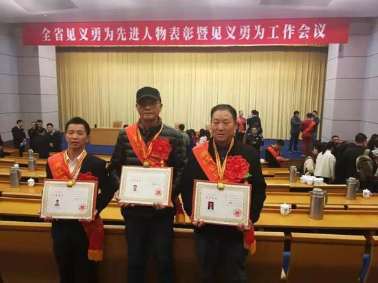 左起:方智兵、陈永德、蒋承仁