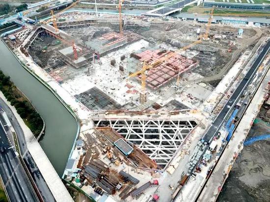 ▲综合训练馆建设中