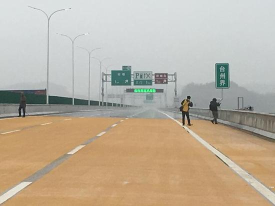 浙江沿海大通道今日通车 海景高速初体验直播