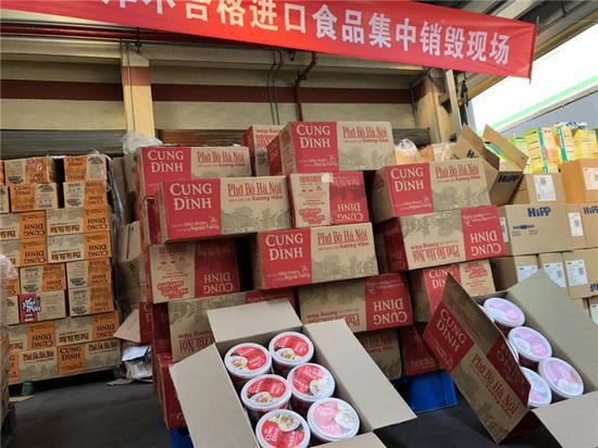 图为现场 李佳赟 摄