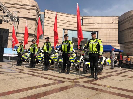 余杭启动交通安全进万家活动。 余杭区提供