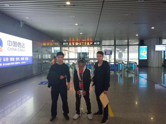 台州1窃贼做坏事留亲弟名 却被民警的一句话问倒了