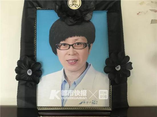 晚上散步时被一辆电瓶车撞飞