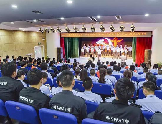 普陀公安开展七一建党节活动