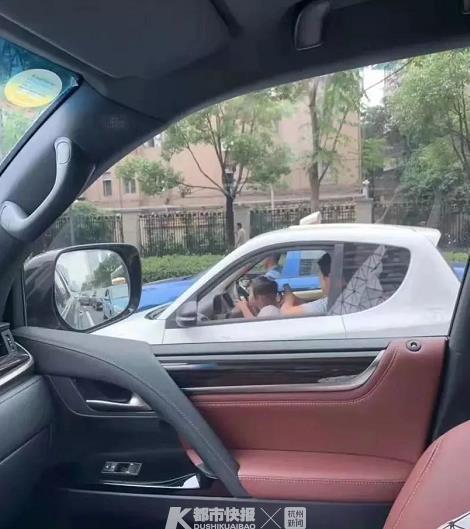 这个网贴很快引起宁波交警的关注。