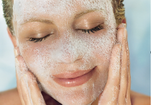 孕妇可不可以用孕妇护肤品 关键做好这两点