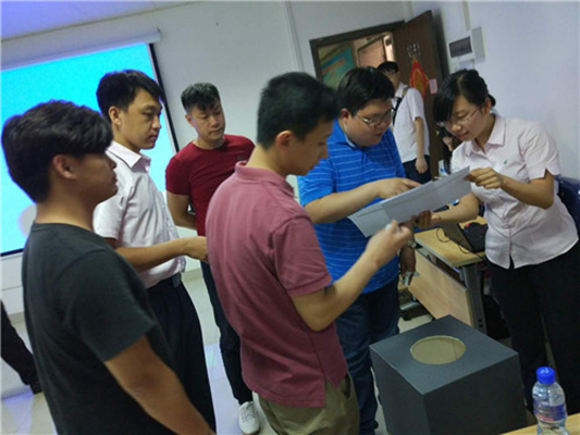 维度积木少儿编程获邮储银行创业大赛一等奖!