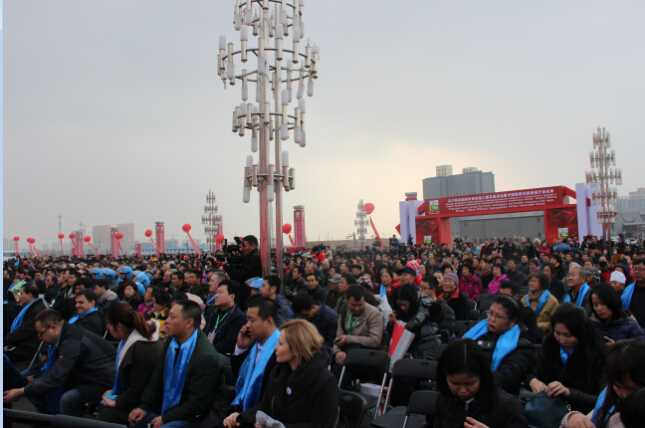 中国新雅宝路商城在乌兰察布盛大开业,北方皮