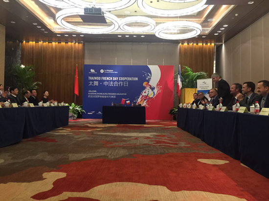 lub Med随行法国罗纳省省长代表团 到访太舞滑