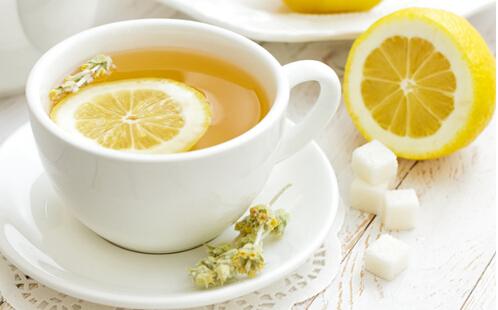 浙江1女子每天喝十几种奶茶一大瓶雪碧 结果只