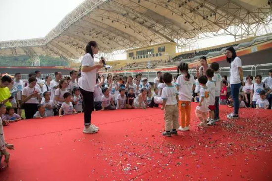 易贝乐少儿英语公益骑行活动(深圳站)成功举办