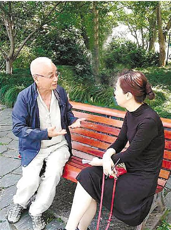 “找到啦。白衣伯伯来苏堤健身了。”昨天一大早,杭州读者陈先生就打进了钱江晚报96068热线。