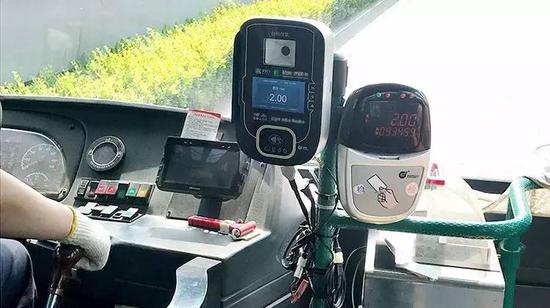 杭州通支付宝公交卡全国首发 刷手机就能坐公