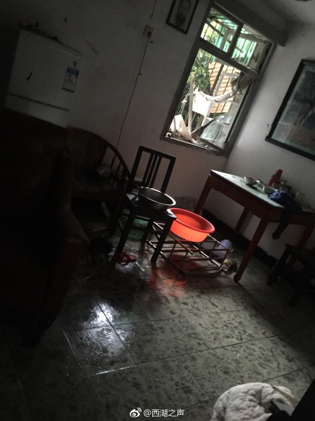 杭州朝晖九区住宅楼突发爆炸 2名伤者已送往医