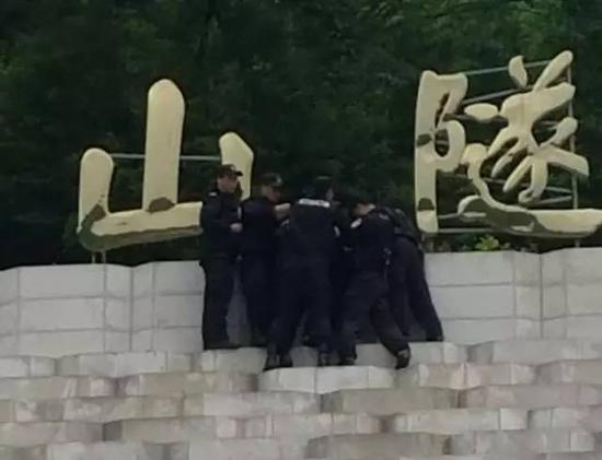浙江现在有多少人口_彭埠入城口.浙江新闻客户端记者 摄 -G20杭州峰会全省(2)