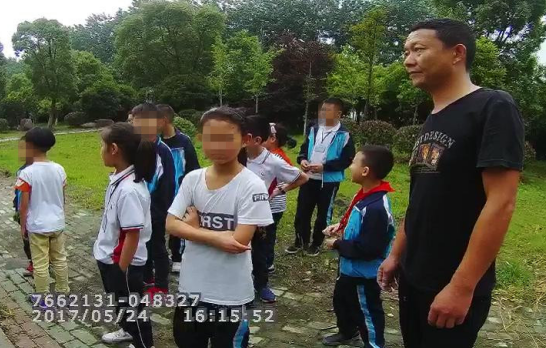 嘉兴1男子帮老乡接送孩子 没想到触犯了刑法(