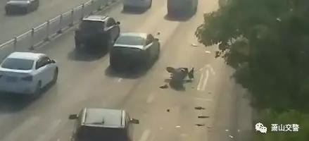 杭州16岁男子骑摩托车撞人后逃逸 家人对此毫