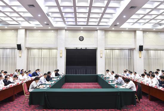 5.jpg 8月10日,浙江-青海对口支援工作座谈会在青海西宁市举行。浙江在线记者 梁臻 摄