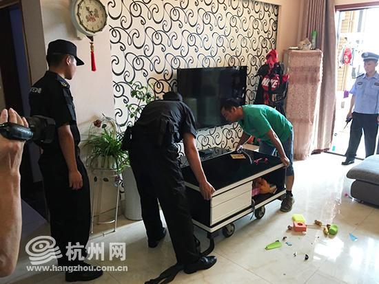 杭州1老赖欠债90万久拖不还 法院对其房屋执行腾退