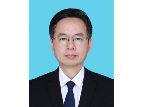 钟芳源,现任杭州市民族宗教事务局党组成员、办公室主任,拟任(提名)杭州市民族宗教事务局副局长(试用期一年)。