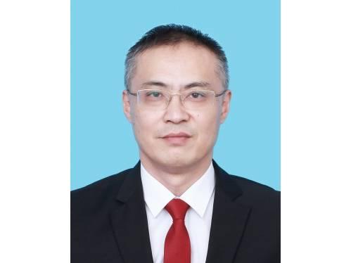 朱铮,现任民革杭州市委会秘书长兼办公室主任,拟任(提名)杭州市商务委员会(杭州市粮食局)副主任(副局长)(试用期一年)。