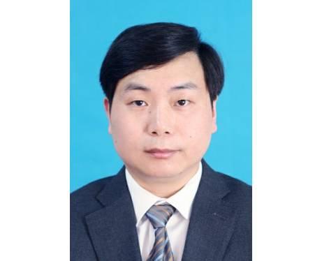 陈小旦,现任杭州市政府办公厅工业经济处处长,拟任(提名)杭州市政府突发公共事件应急管理办公室主任(试用期一年)。