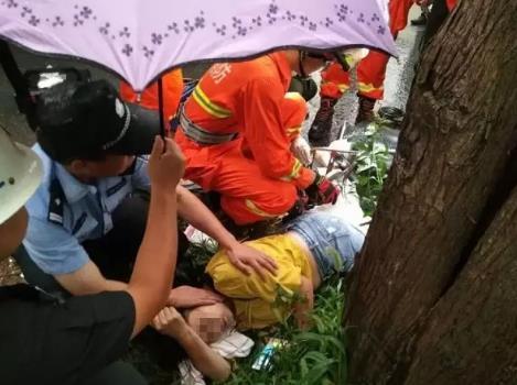 湖州一电瓶车女车主被撞飞 保险杆深插大腿