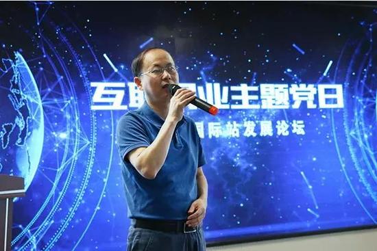 图/江干区委组织部常务副部长范国良致辞
