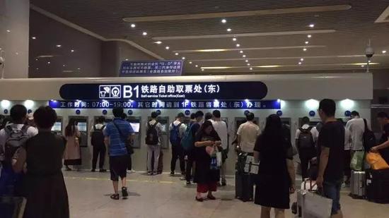 杭州东站新增8处港澳台居民通行证购取票窗口