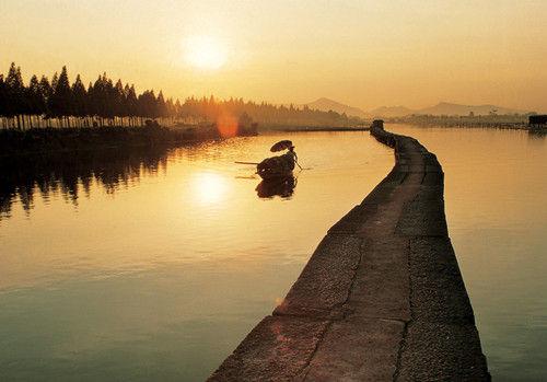 绍兴柯桥旅游手绘地图在杭州首发 开启旅游节